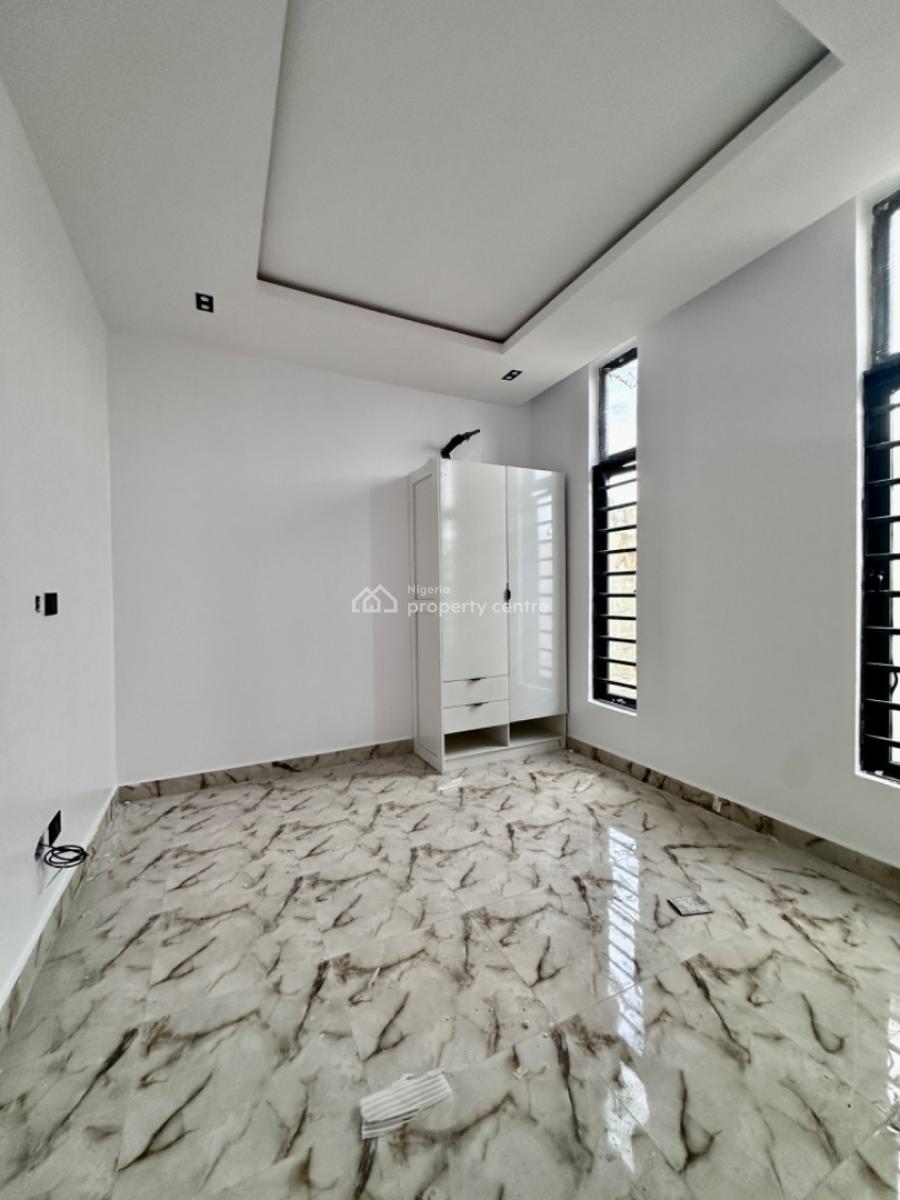 Beautiful and Affordable Self Compound Duplex with Bq, Sangotedo Axis of Lekki, Lekki Phase 2, Lekki, Lagos, Terraced Duplex for Sale