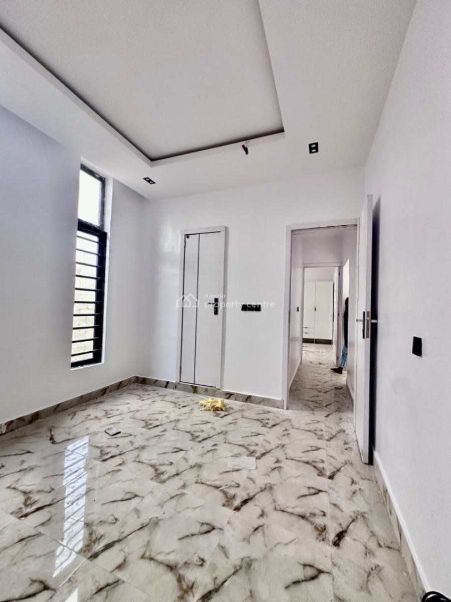 Beautiful and Affordable Self Compound Duplex with Bq, Sangotedo Axis of Lekki, Lekki Phase 2, Lekki, Lagos, Terraced Duplex for Sale
