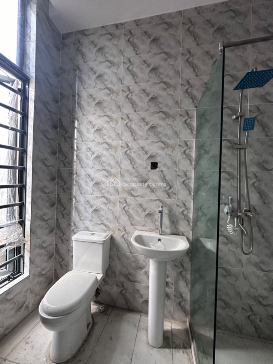 Beautiful and Affordable Self Compound Duplex with Bq, Sangotedo Axis of Lekki, Lekki Phase 2, Lekki, Lagos, Terraced Duplex for Sale