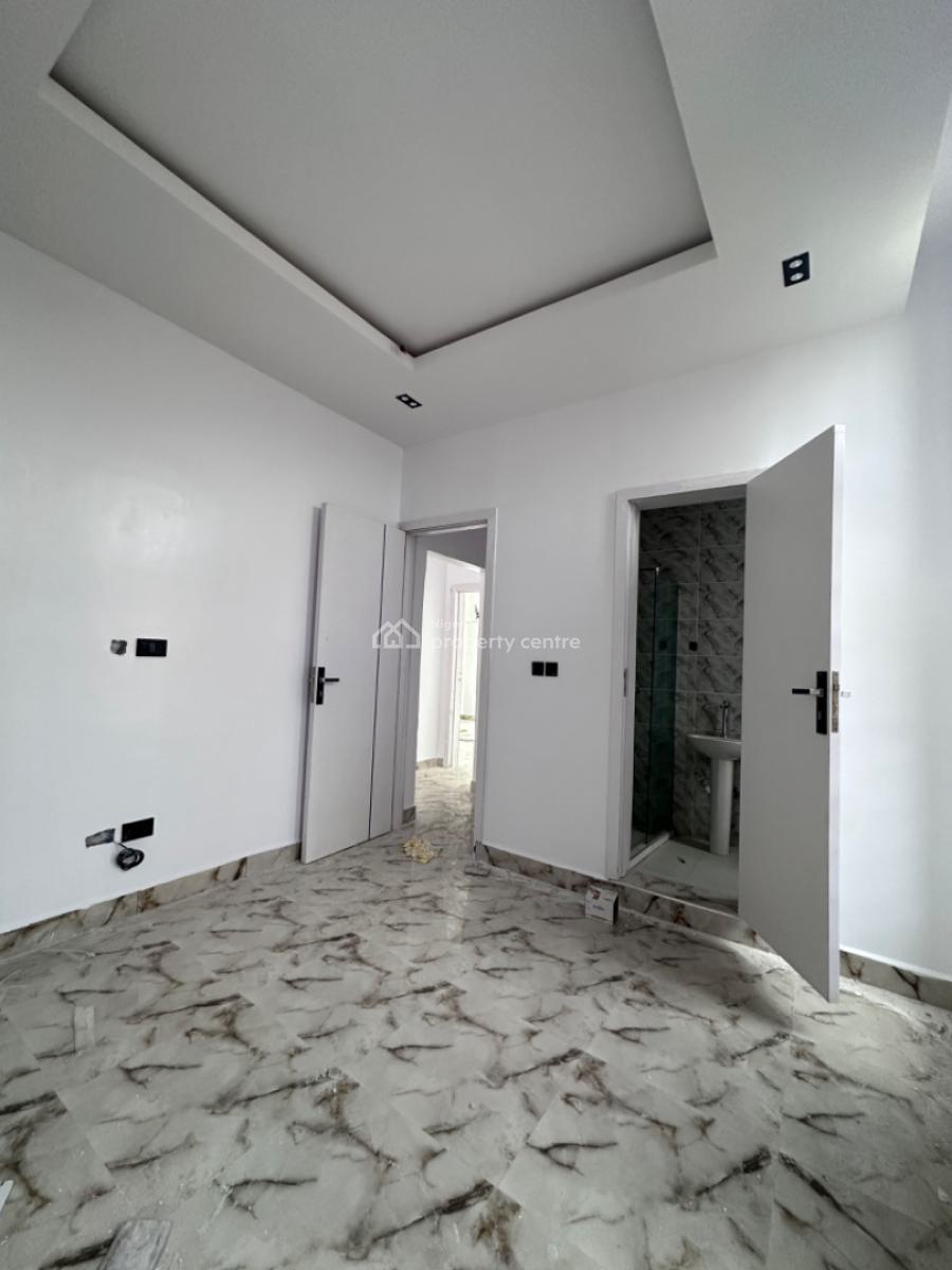 Beautiful and Affordable Self Compound Duplex with Bq, Sangotedo Axis of Lekki, Lekki Phase 2, Lekki, Lagos, Terraced Duplex for Sale
