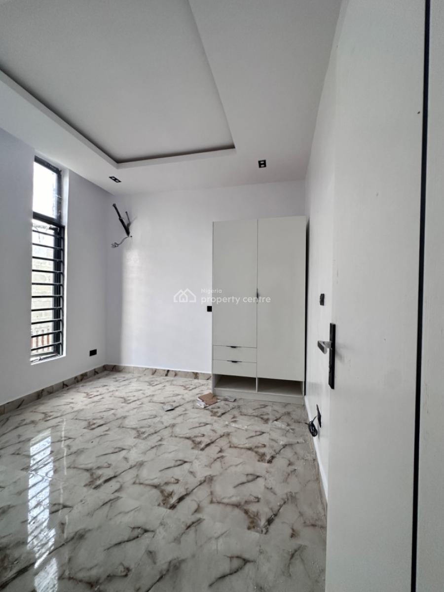 Beautiful and Affordable Self Compound Duplex with Bq, Sangotedo Axis of Lekki, Lekki Phase 2, Lekki, Lagos, Terraced Duplex for Sale
