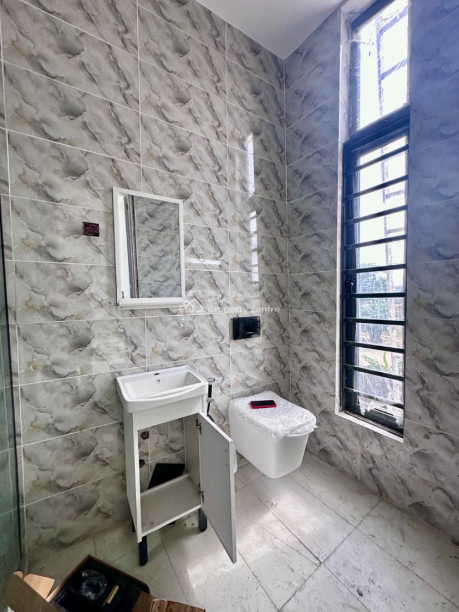 Beautiful and Affordable Self Compound Duplex with Bq, Sangotedo Axis of Lekki, Lekki Phase 2, Lekki, Lagos, Terraced Duplex for Sale