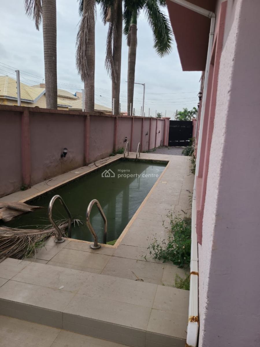 5 Bedroom Fully Detached Duplex with 2 Mini Flat Bq, Gra Phase 2, Magodo, Lagos, Detached Duplex for Sale