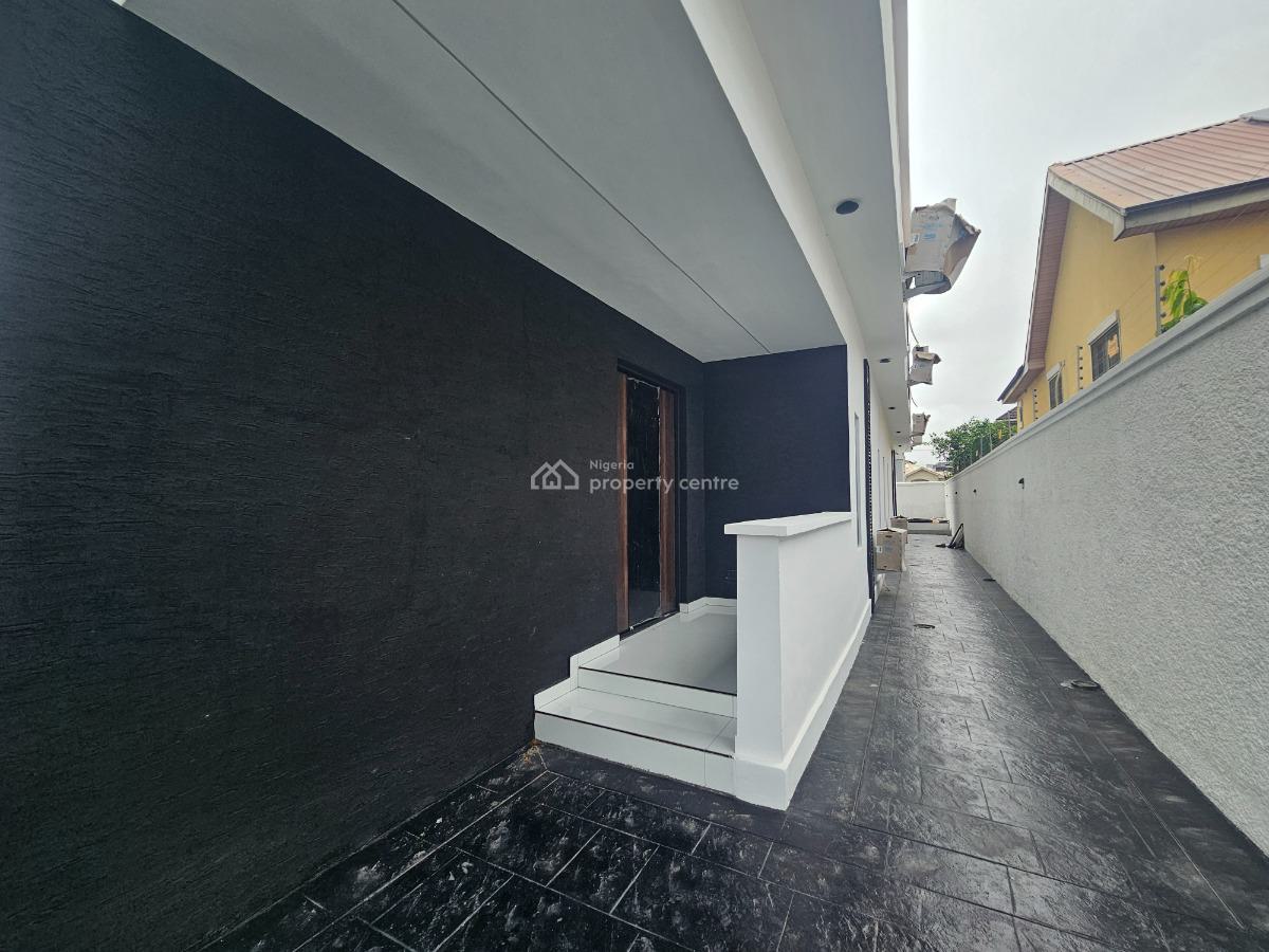 Luxury 4 Bedroom Fully Detached Duplex with Pool in a Gated Estate, Durosimi Etti, Lekki Phase 1, Lekki, Lagos, Detached Duplex for Sale