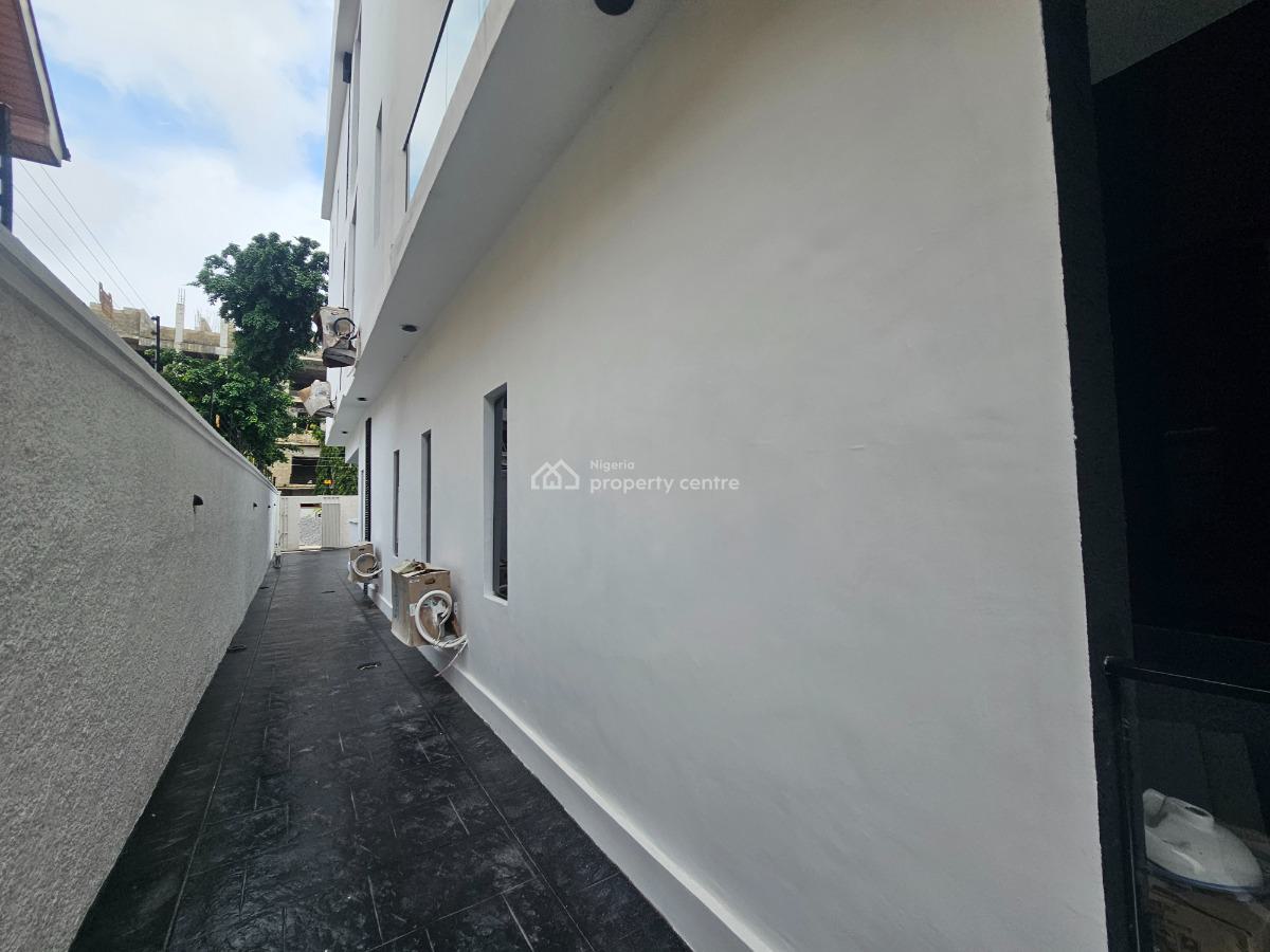 Luxury 4 Bedroom Fully Detached Duplex with Pool in a Gated Estate, Durosimi Etti, Lekki Phase 1, Lekki, Lagos, Detached Duplex for Sale