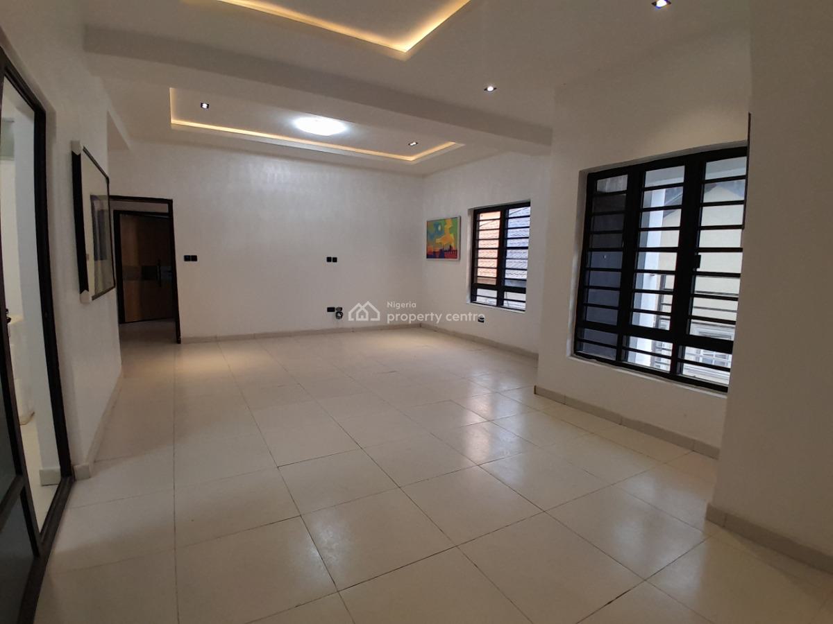 2 Bedroom Flat, Igbo Efon, Lekki, Lagos, Flat / Apartment for Sale