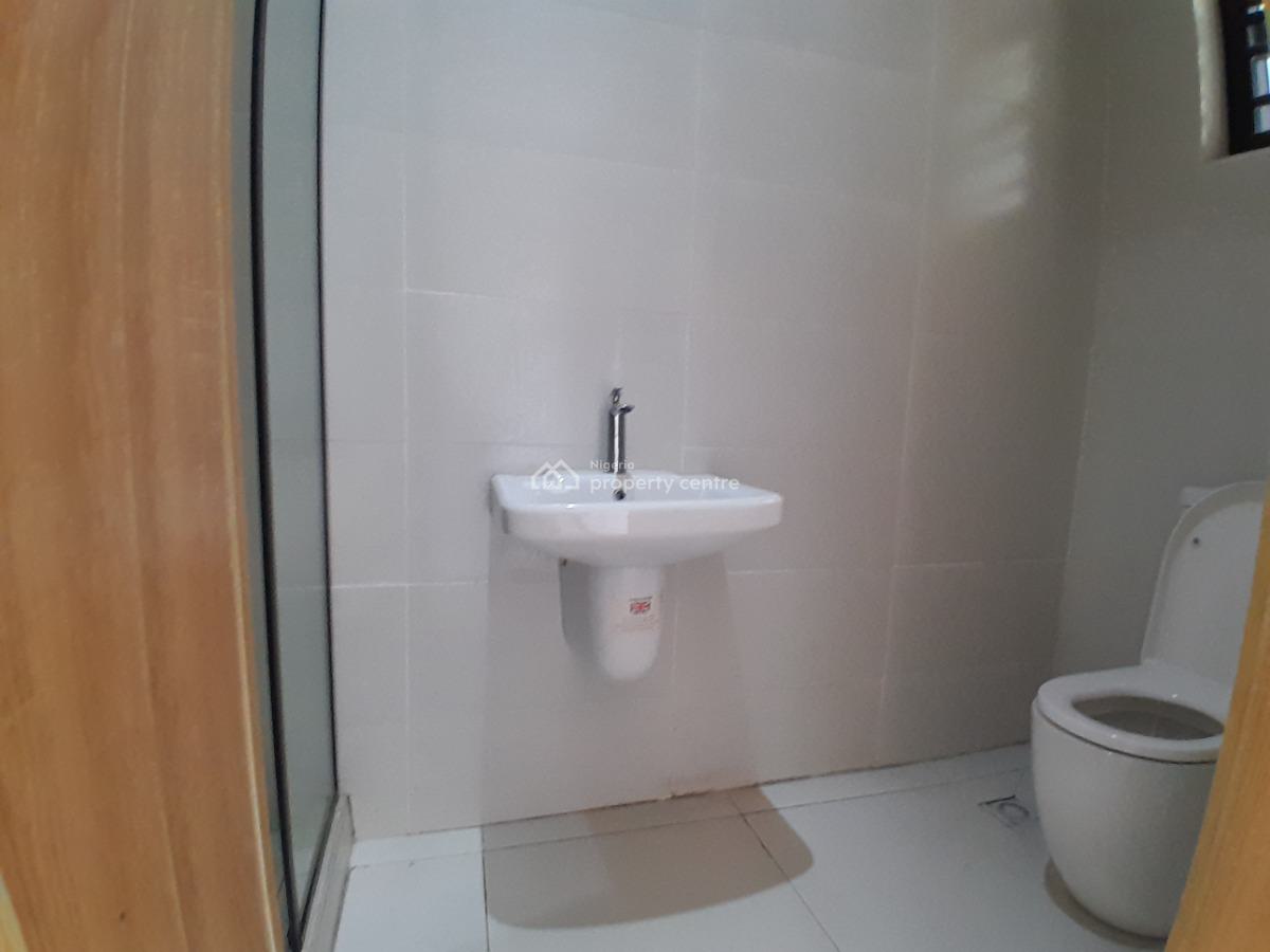 2 Bedroom Flat, Igbo Efon, Lekki, Lagos, Flat / Apartment for Sale
