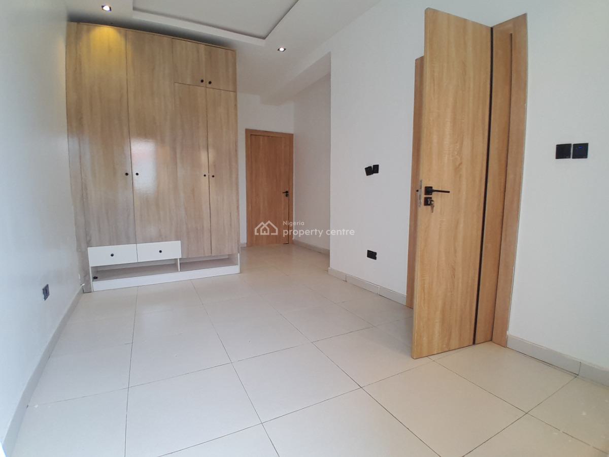 2 Bedroom Flat, Igbo Efon, Lekki, Lagos, Flat / Apartment for Sale
