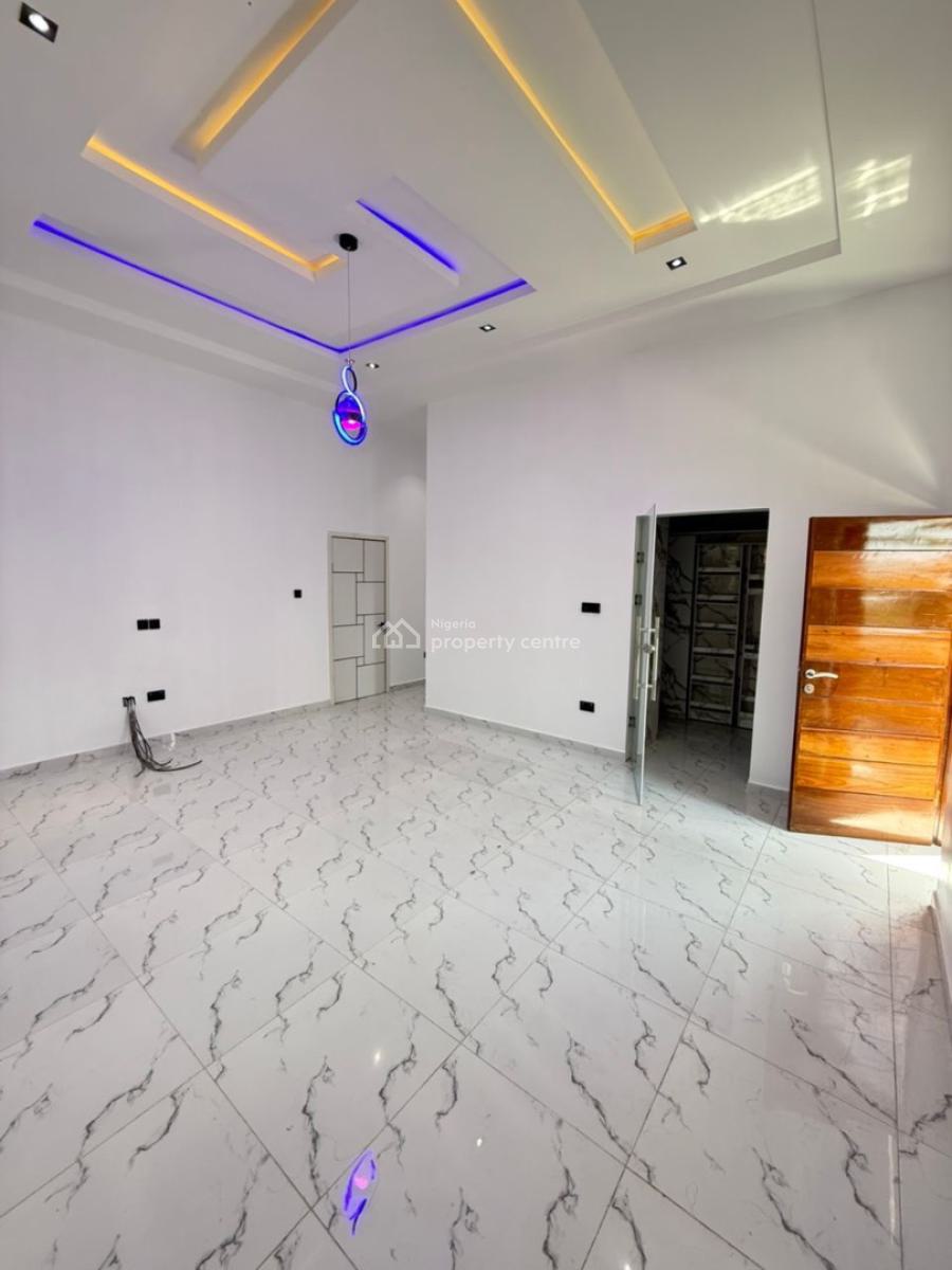 2 in 1 Family Duplex, Sunny Side Estate, Lekki Phase 2, Lekki, Lagos, Detached Duplex for Sale