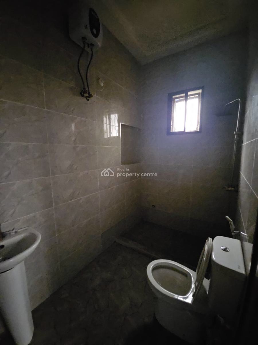 3 Bedroom Flat, Apo Legislative Quaters, Apo, Abuja, Block of Flats for Sale