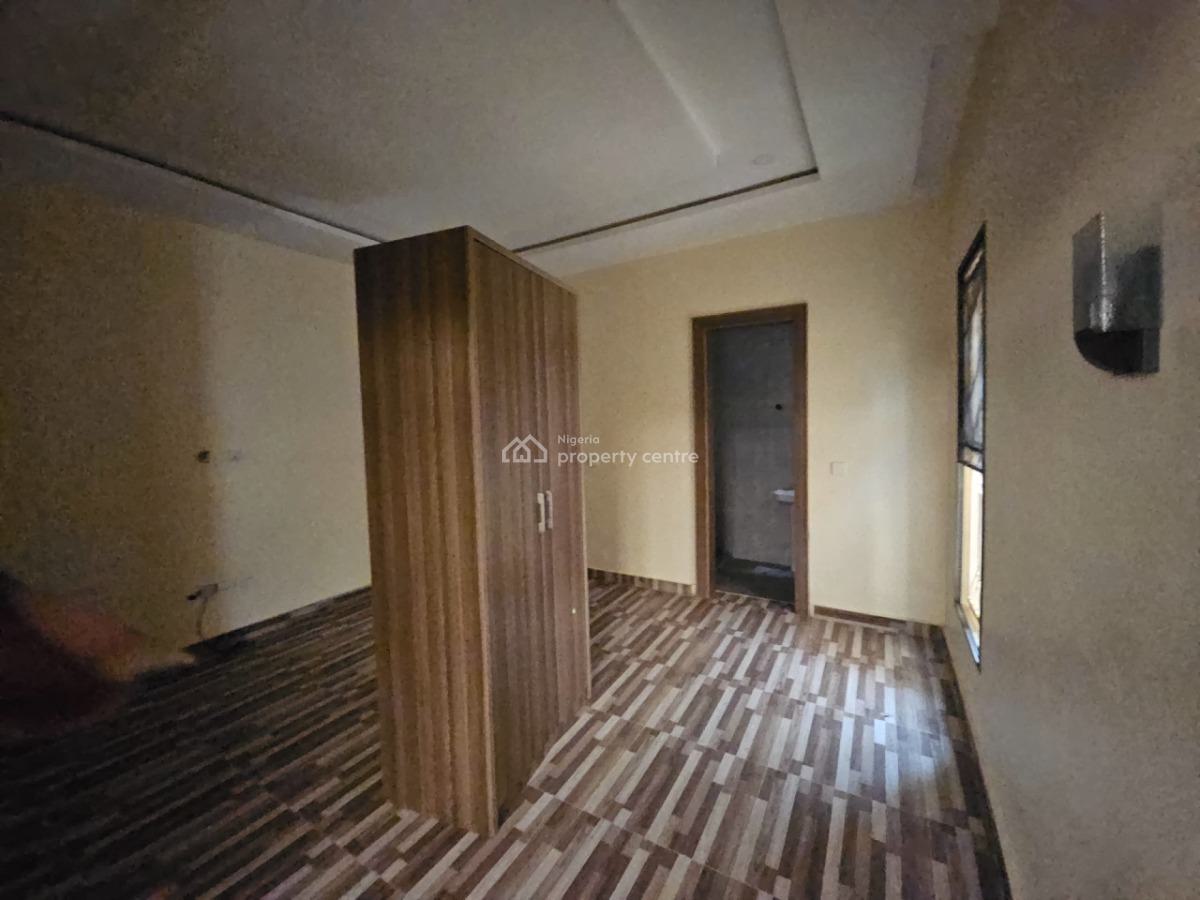 3 Bedroom Flat, Apo Legislative Quaters, Apo, Abuja, Block of Flats for Sale