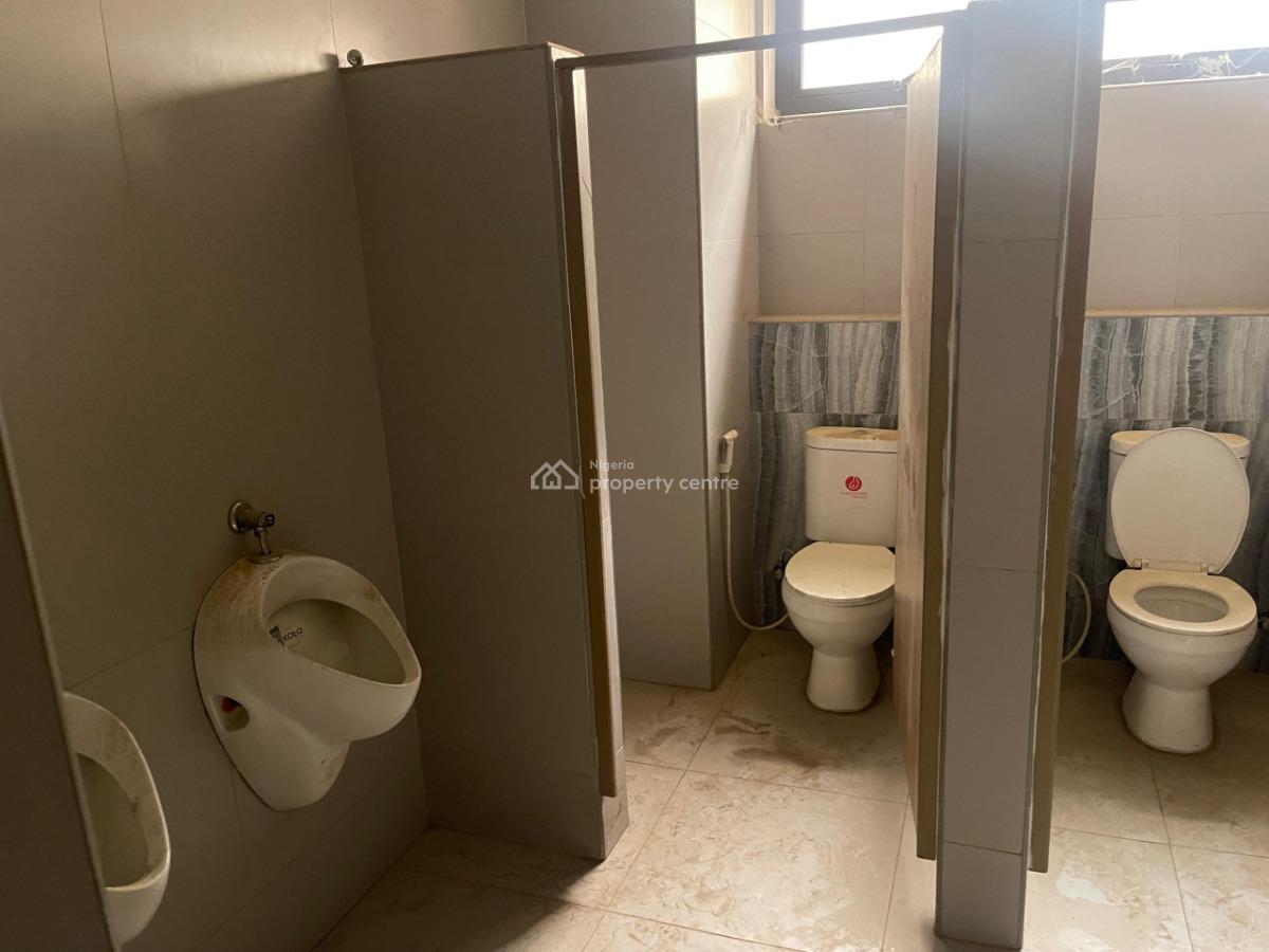 Office Complex, Wuye, Abuja, Plaza / Complex / Mall for Sale