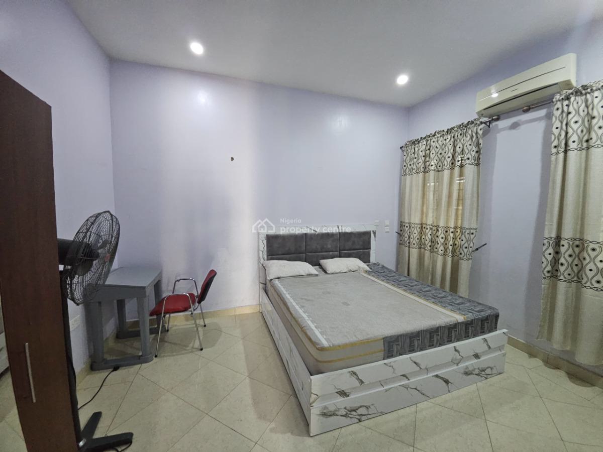 4 Bedroom Bungalow with 5 Units of One Bedroom and 2 Units of Selfcon, By Galadinmawa Roundabout, Galadimawa, Abuja, Detached Bungalow for Sale