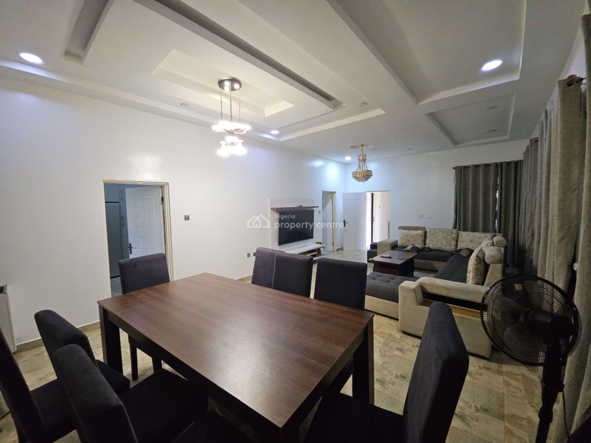 4 Bedroom Bungalow with 5 Units of One Bedroom and 2 Units of Selfcon, By Galadinmawa Roundabout, Galadimawa, Abuja, Detached Bungalow for Sale