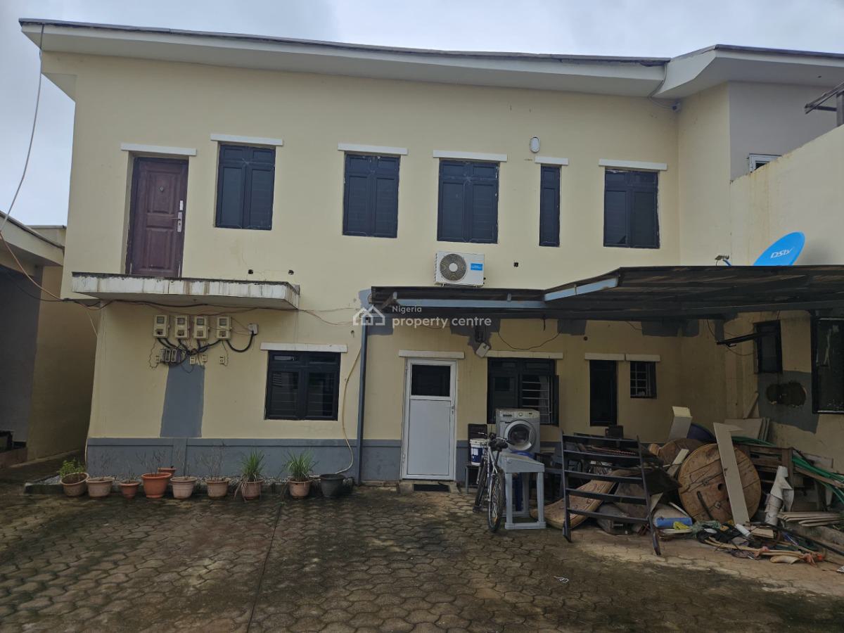 4 Bedroom Bungalow with 5 Units of One Bedroom and 2 Units of Selfcon, By Galadinmawa Roundabout, Galadimawa, Abuja, Detached Bungalow for Sale