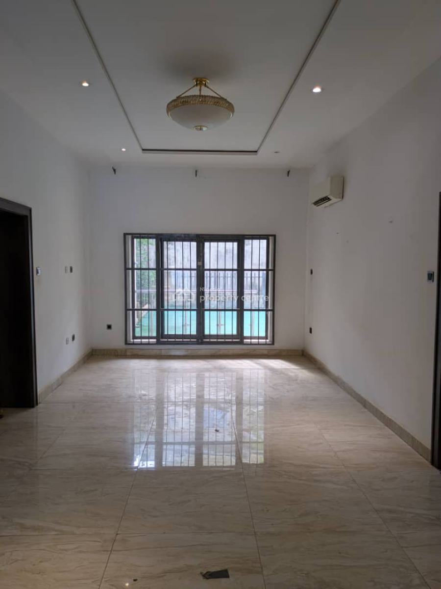 a Well Built 5bedroom Semi-detached Duplex with 2bqs Attached, Apo Legislative Quaters., Apo, Abuja, Semi-detached Duplex for Rent