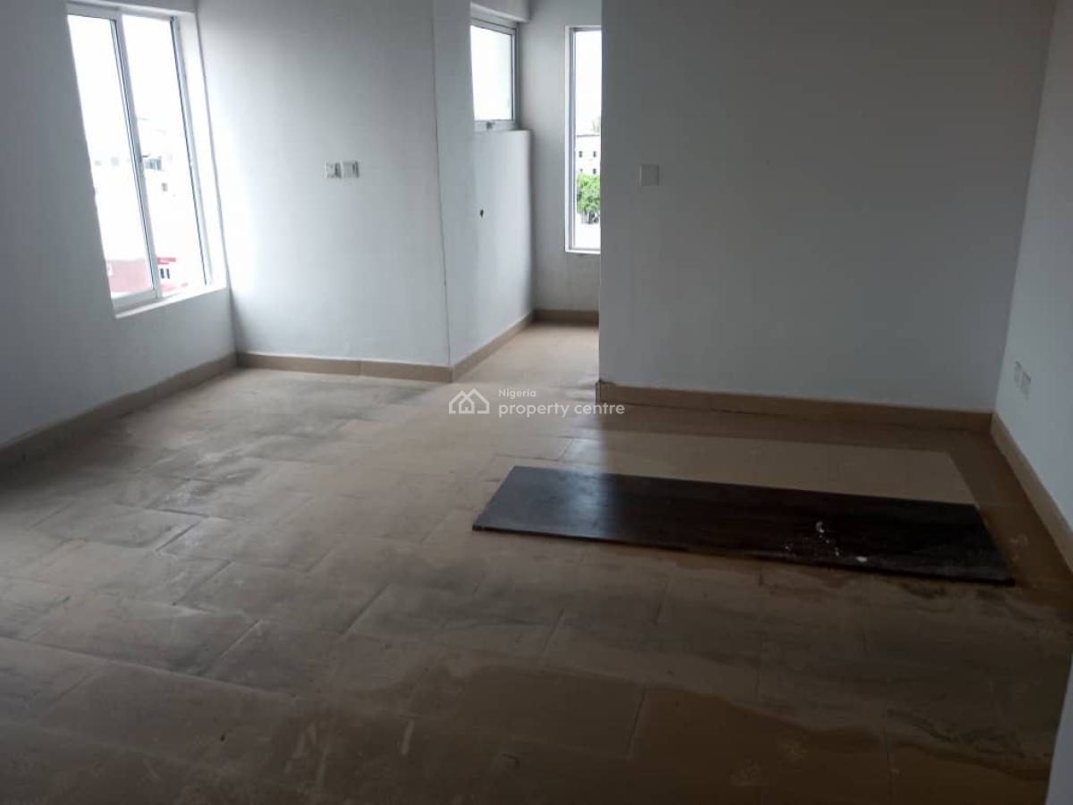 3 Bedroom Maisonette with a Penthouse, Admiralty Road, Lekki Phase 1, Lekki, Lagos, Flat / Apartment for Sale
