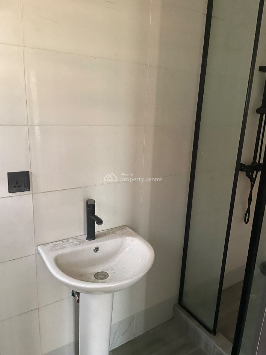 Luxury 2 Bedroom Self Serviced Apartment, Lekki Phase 1, Lekki, Lagos, Flat / Apartment for Rent