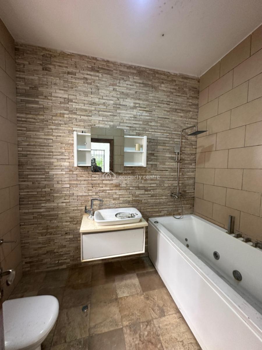 Luxurious Studio Apartment at Lekki Phase 1, Oniru Market Road Lekki Phase 1 Right, Lekki Phase 1, Lekki, Lagos, Self Contain (single Rooms) for Rent