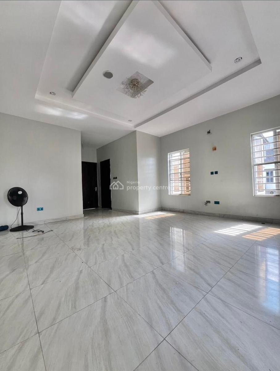 4 Bedrooms, Osapa, Lekki, Lagos, Terraced Duplex for Rent