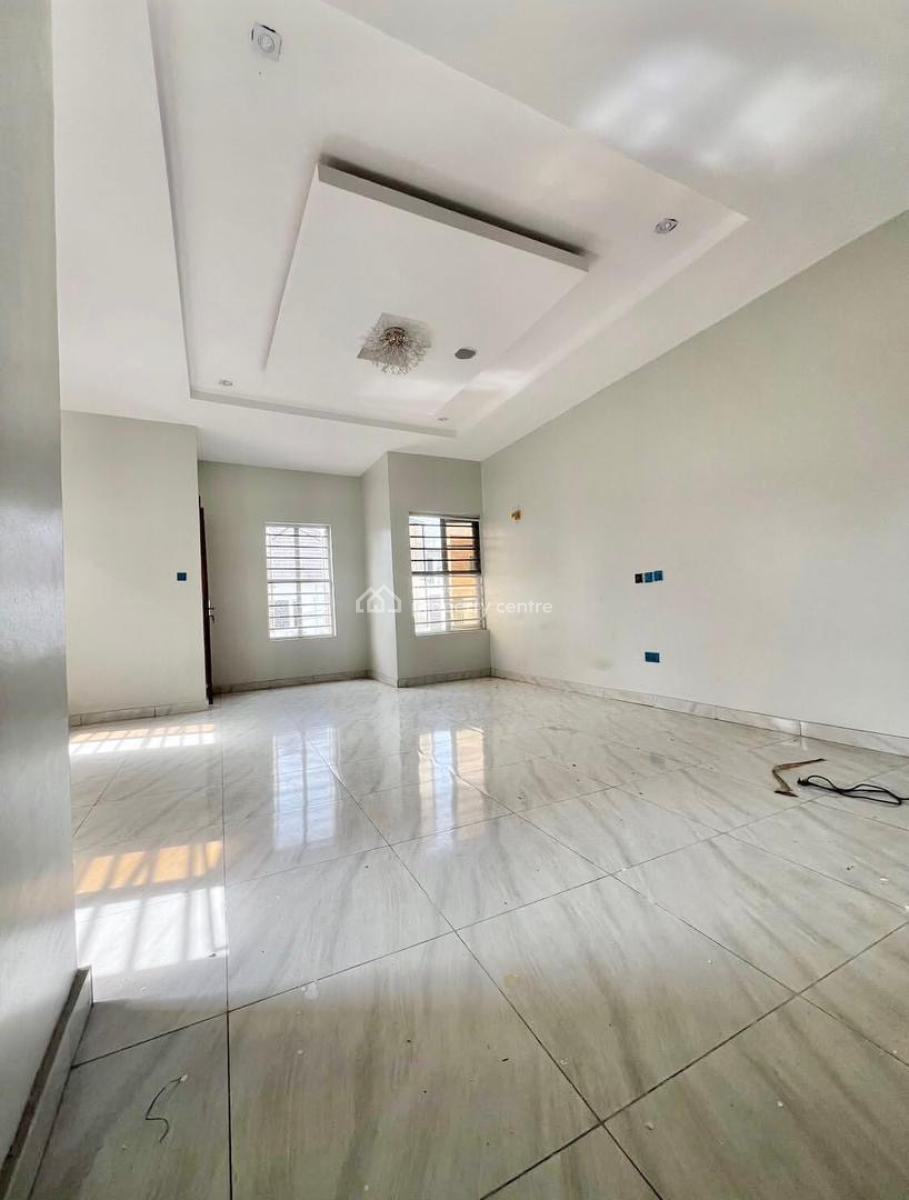 4 Bedrooms, Osapa, Lekki, Lagos, Terraced Duplex for Rent