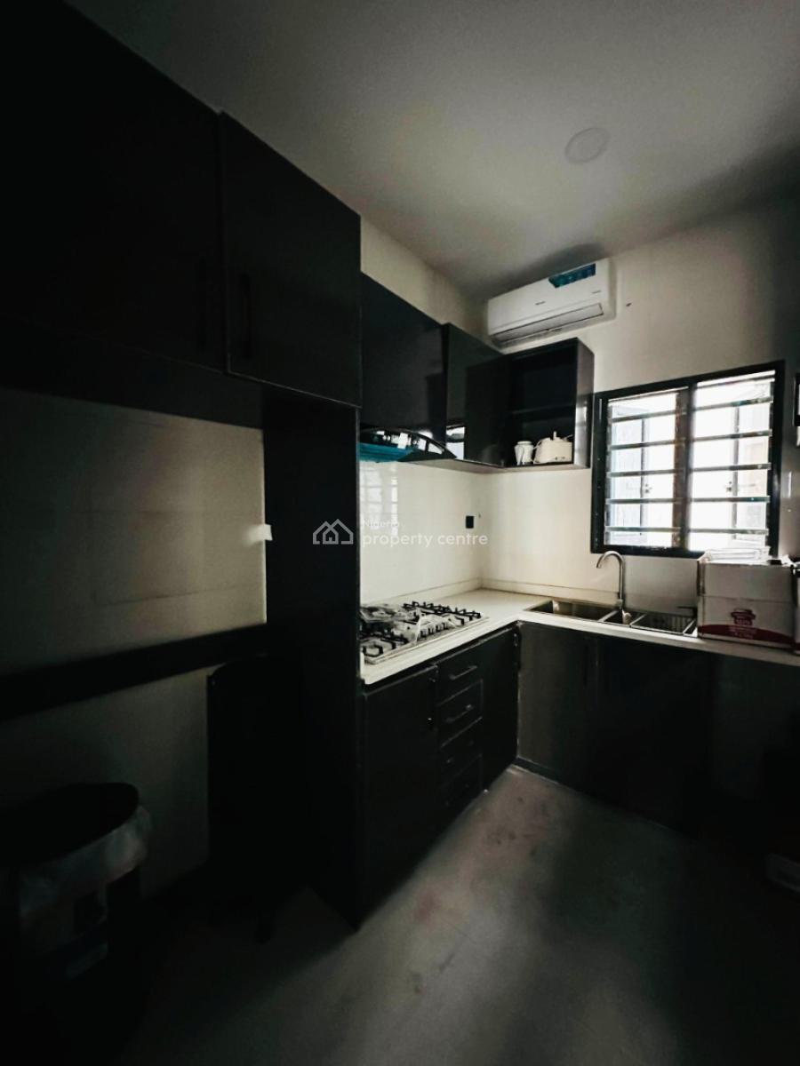 Exquisitely Built 2 Bedroom Apartment with Communal Pool & Gym, Ikate, Lekki, Lagos, Block of Flats for Sale