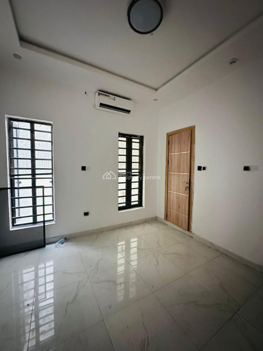 Exquisitely Built 2 Bedroom Apartment with Communal Pool & Gym, Ikate, Lekki, Lagos, Block of Flats for Sale
