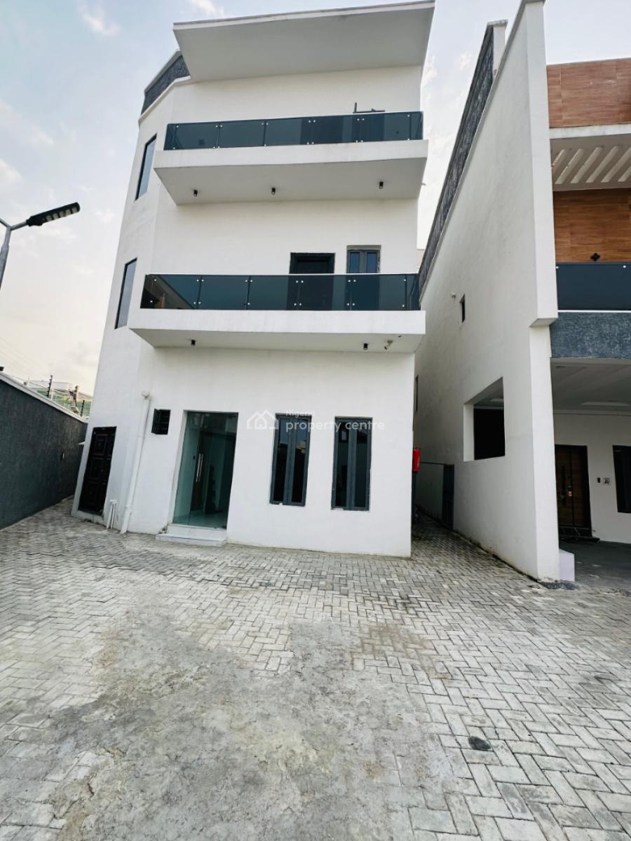 Exquisitely Built 2 Bedroom Apartment with Communal Pool & Gym, Ikate, Lekki, Lagos, Block of Flats for Sale