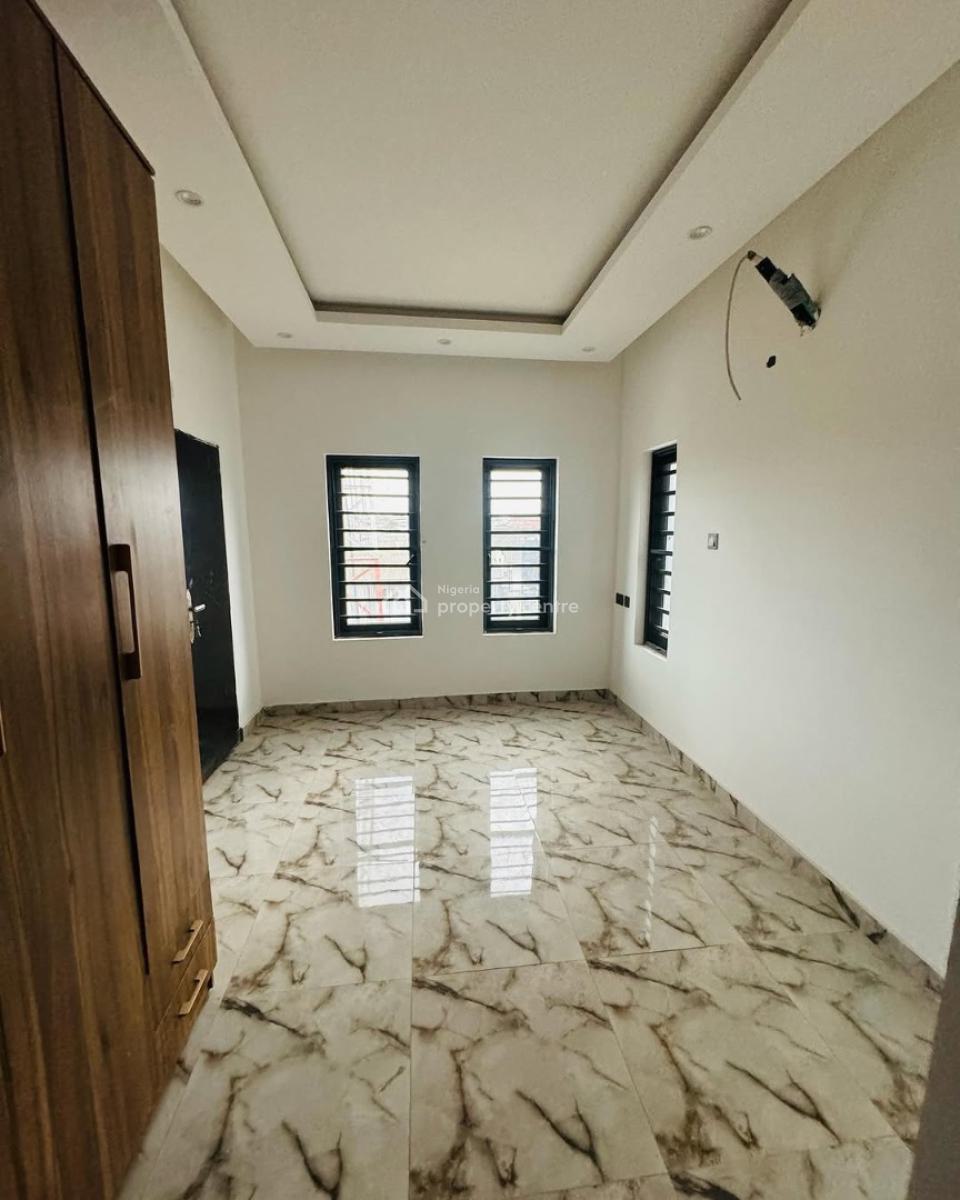 Deluxe 3 Bed Apartment with Bq, Ogba, Ikeja, Lagos, Flat / Apartment for Sale