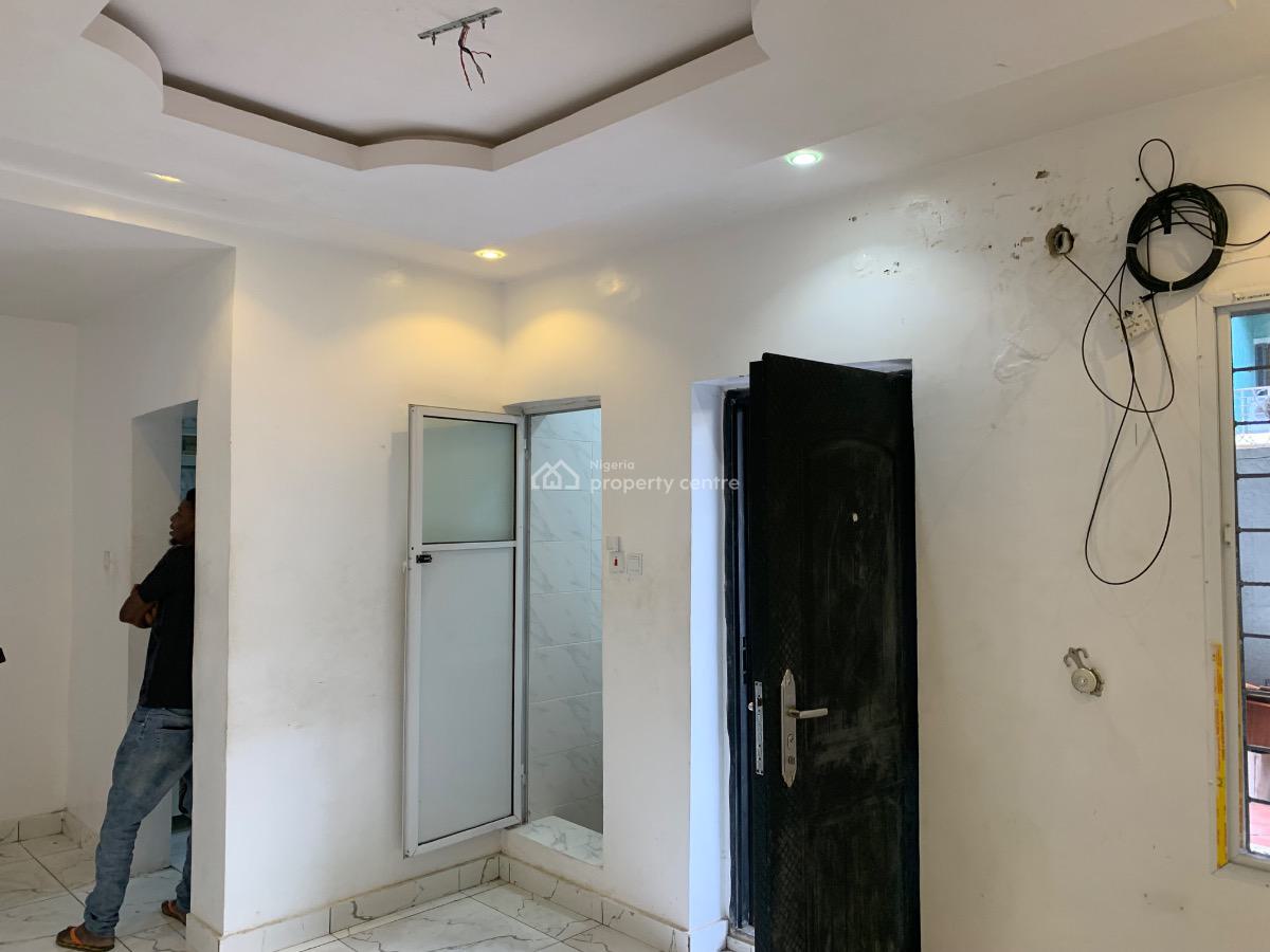 Very Lovely Miniflat, Onigbongbo, Maryland, Lagos, Flat / Apartment for Rent