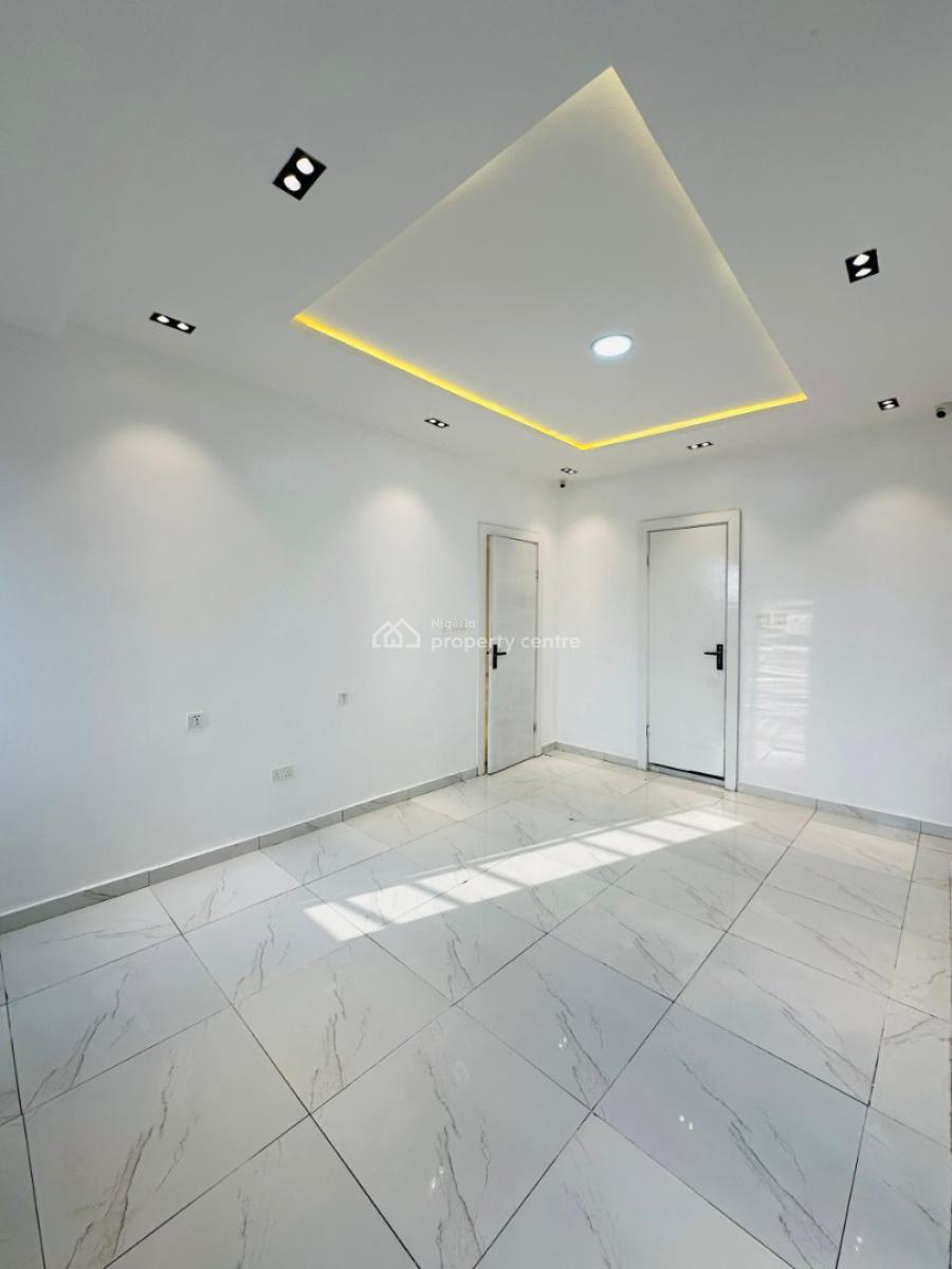 Alluring 2 Bedroom Apartment with Communal Pool, Ikate, Lekki, Lagos, Block of Flats for Sale