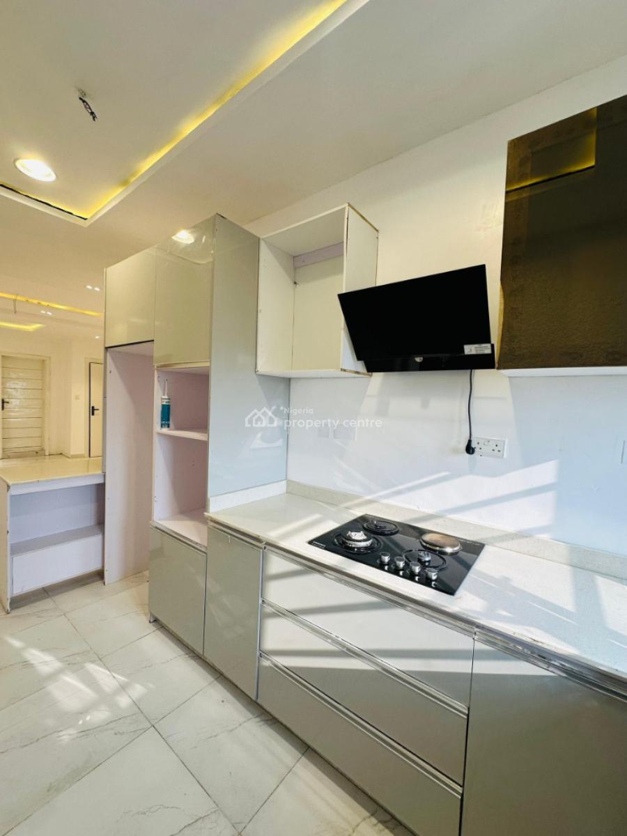 Alluring 2 Bedroom Apartment with Communal Pool, Ikate, Lekki, Lagos, Block of Flats for Sale