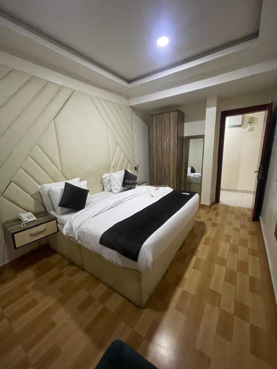 Beautiful 3 Bedroom, U 3 Estate, Lekki, Lagos, Flat / Apartment for Rent