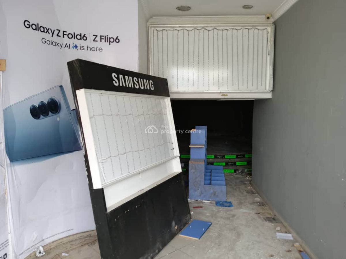 Shops Located in a Strategic Area, Sake Tinubu, Victoria Island (vi), Lagos, Commercial Property for Rent