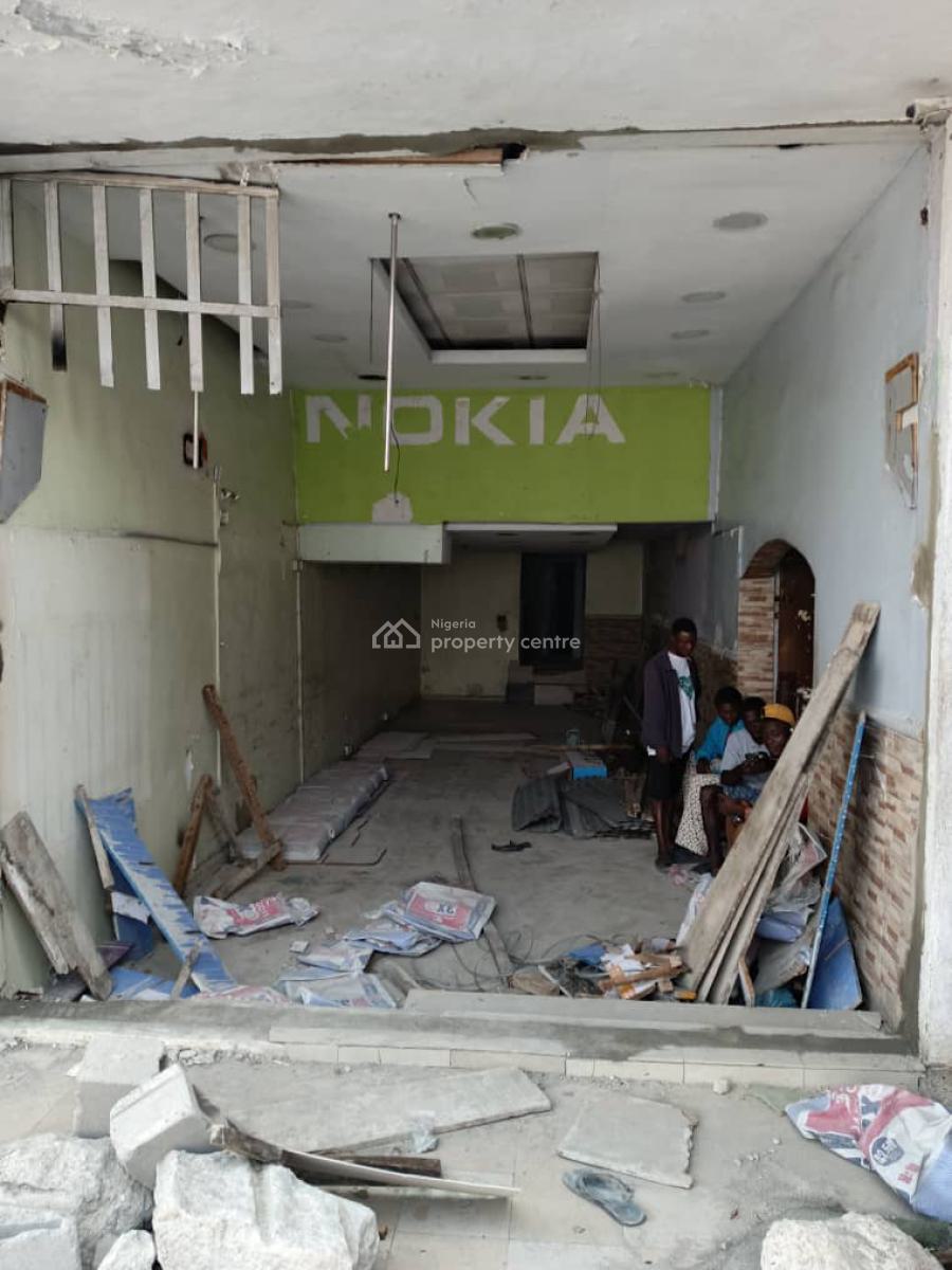 Shops Located in a Strategic Area, Sake Tinubu, Victoria Island (vi), Lagos, Commercial Property for Rent