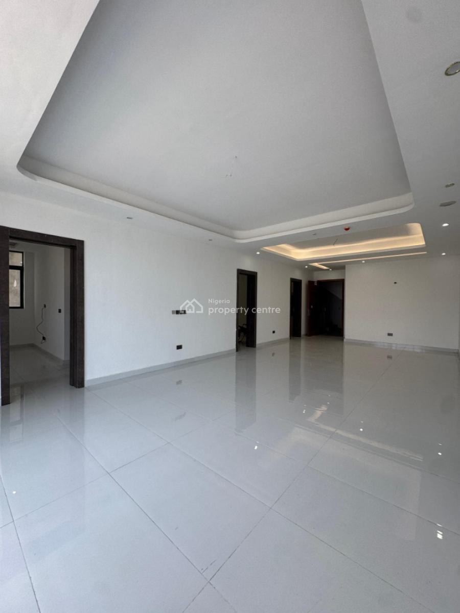 Spacious  2   & 3 Bedroom Apartment, Lekki Phase 1, Lekki Phase 1, Lekki, Lagos, Flat / Apartment for Sale