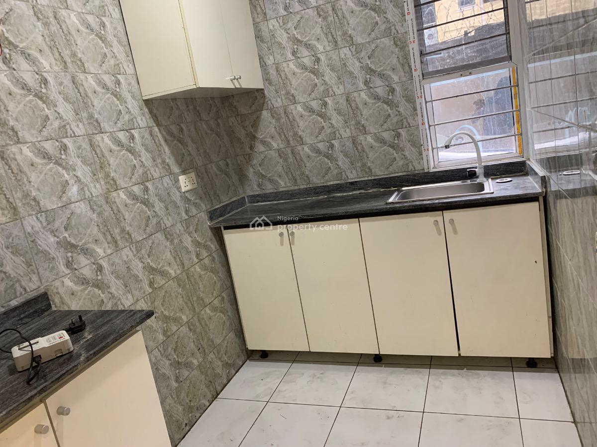 Newly Built Luxury 2 Bedroom Apartment, Onigbongbo, Maryland, Lagos, Flat / Apartment for Rent