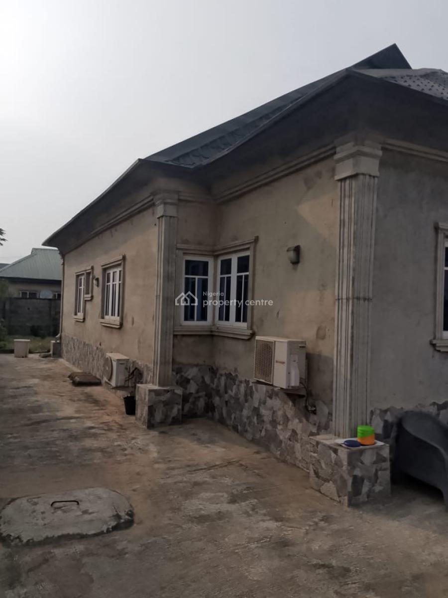 3 Bedroom Bungalow, Corner Stone Bustop, Ebute Igbogbo, Igbogbo, Ikorodu, Lagos, Detached Bungalow for Sale