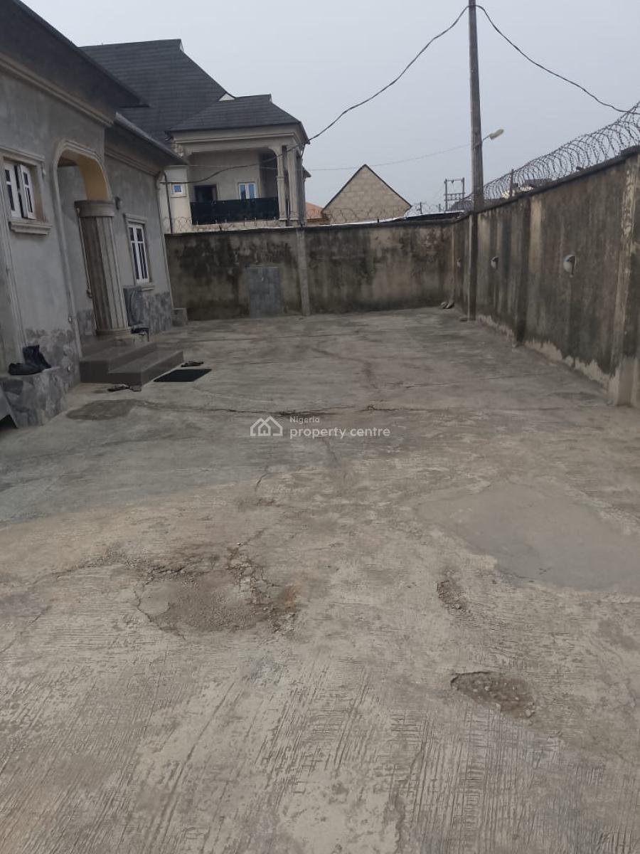 3 Bedroom Bungalow, Corner Stone Bustop, Ebute Igbogbo, Igbogbo, Ikorodu, Lagos, Detached Bungalow for Sale