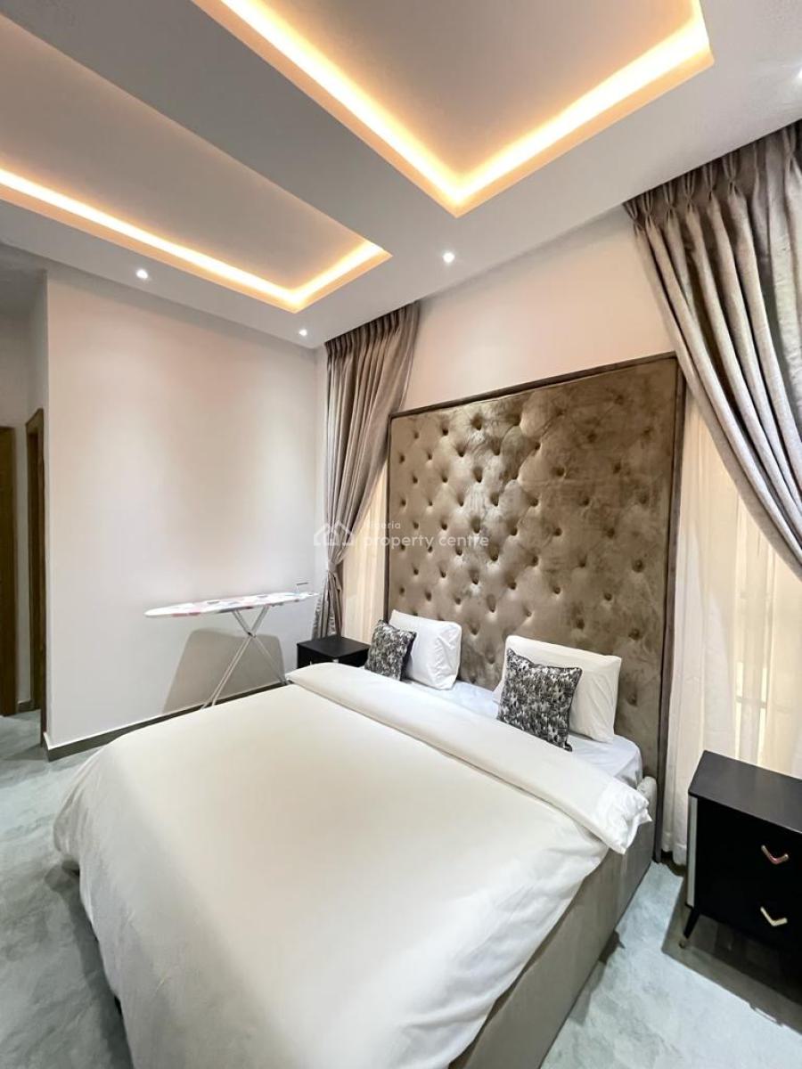 a Brand New Luxury 2bedroom Apartment with Swimming Pool,ps5, Gym, Ele, Lekki Phase 1, Lekki, Lagos, Flat / Apartment Short Let