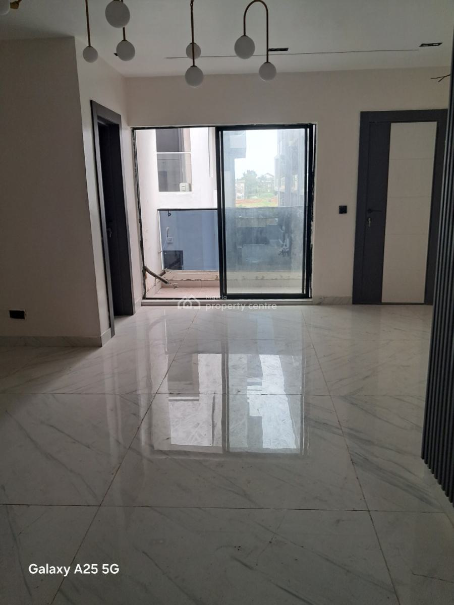 Ensuite 2 Bedroom Flat, Ikeja Gra, Ikeja, Lagos, Flat / Apartment for Sale