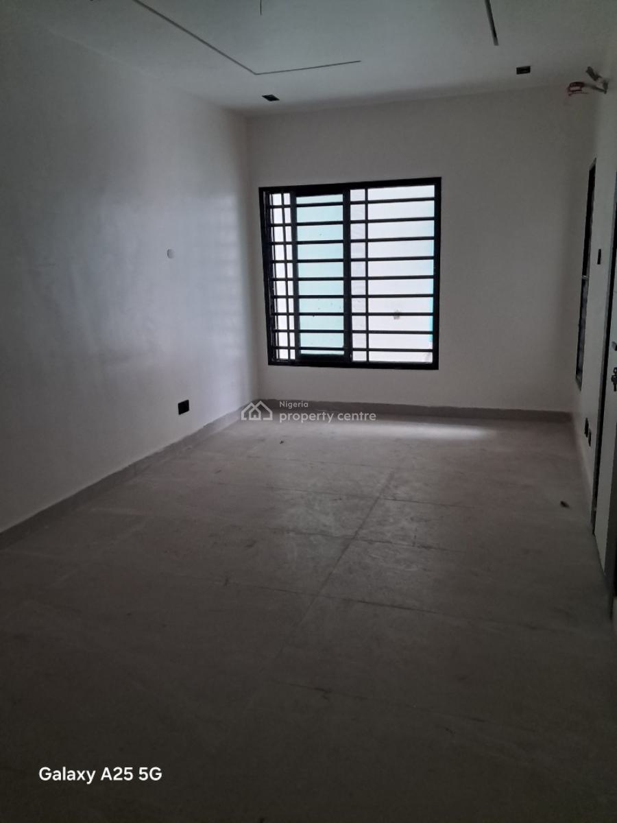 Ensuite 2 Bedroom Flat, Ikeja Gra, Ikeja, Lagos, Flat / Apartment for Sale