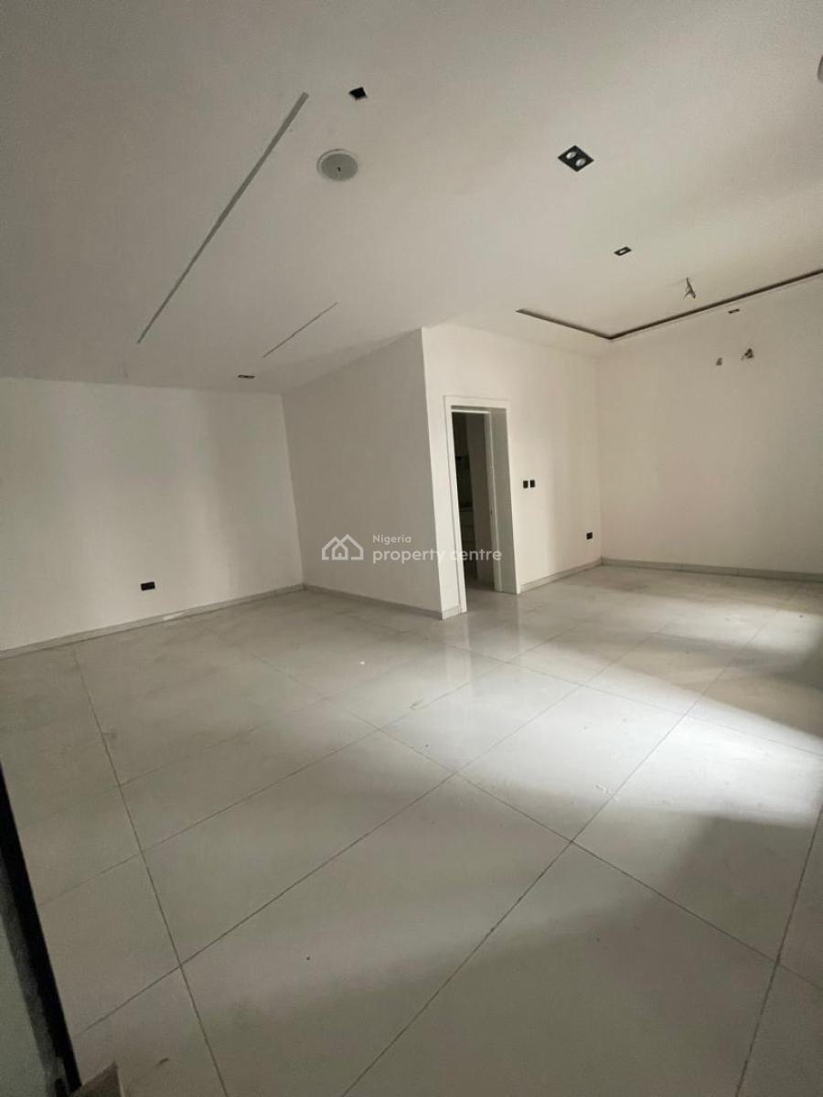 Beautiful 4 Bedrooms Terrace with a Bq, Lekki Phase 1, Lekki, Lagos, Terraced Duplex for Rent