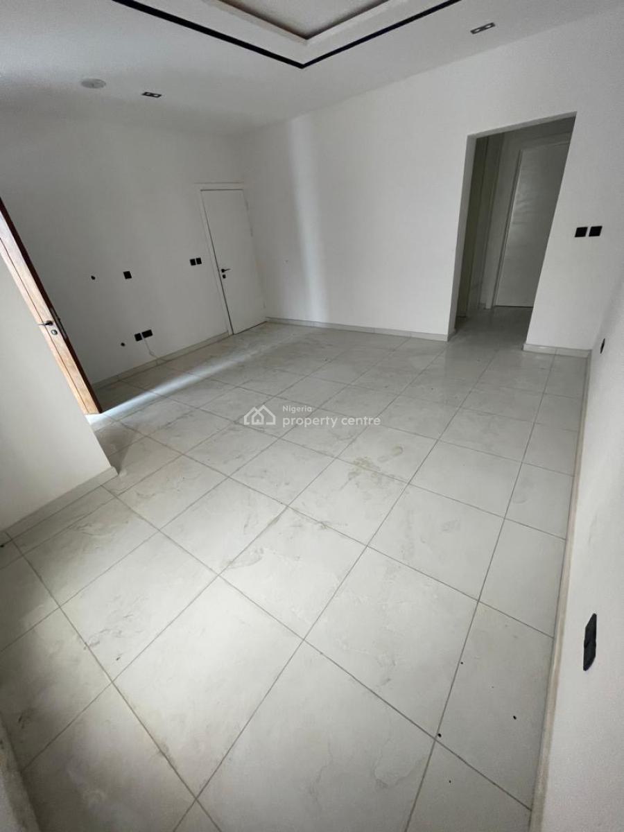 Beautiful 4 Bedrooms Terrace with a Bq, Lekki Phase 1, Lekki, Lagos, Terraced Duplex for Rent
