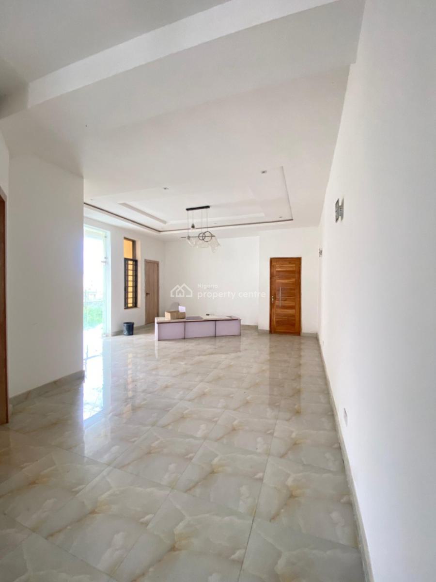 2 Bedroom Flat Apartment, Conservation Road, Ikota, Lekki, Lagos, Block of Flats for Sale