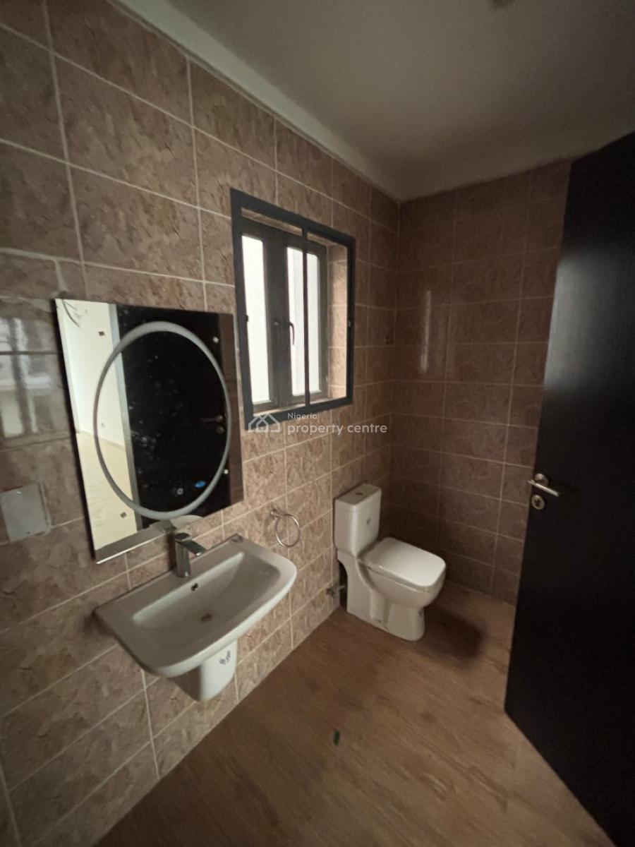 Modern 4-bedroom Terraced Duplex with Bq & Jacuzzi, Chevron, Lekki, Lagos, Terraced Duplex for Sale