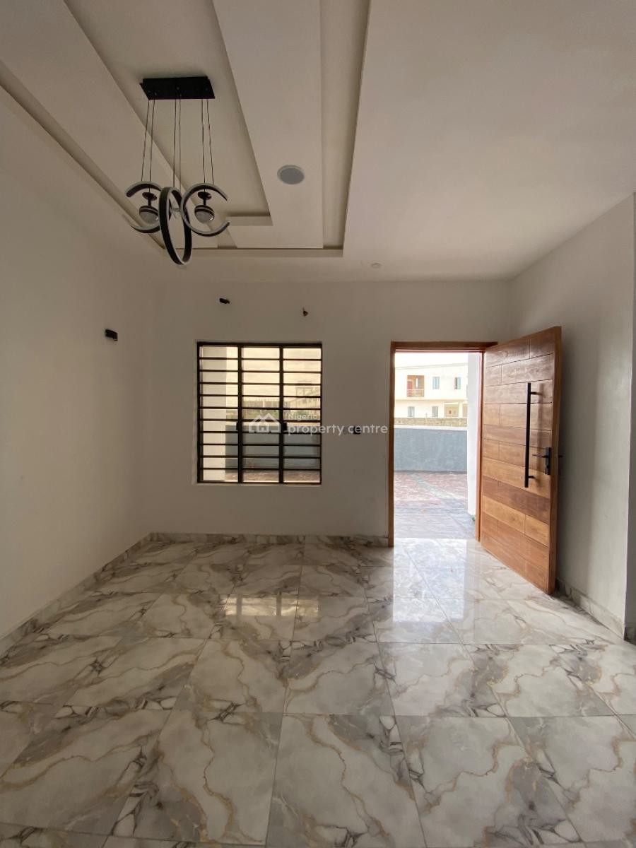 3 Bedroom Duplex, Atlantic Nominee Layout Estate, Ajah, Lagos, Terraced Duplex for Sale