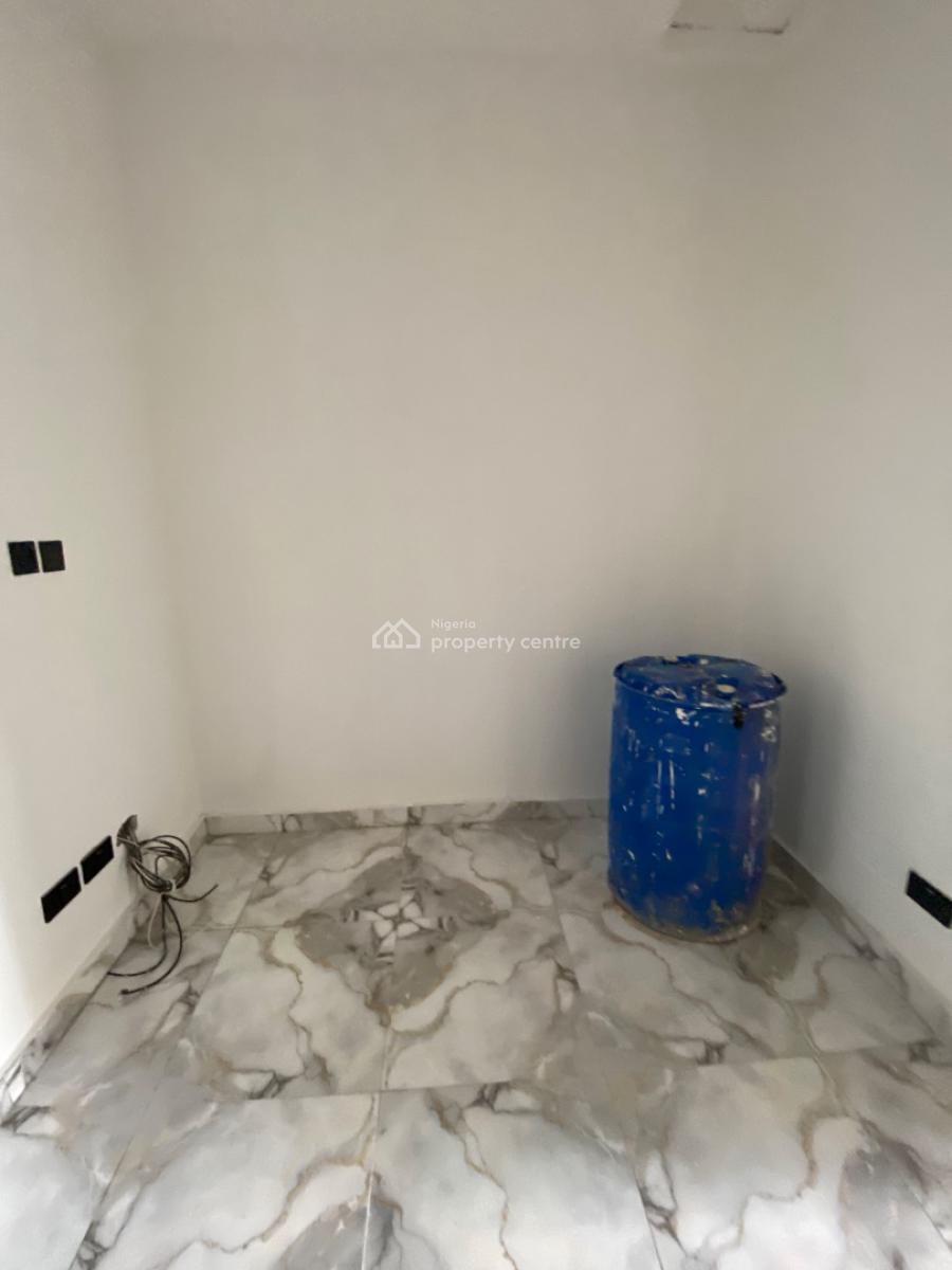 3 Bedroom Duplex, Atlantic Nominee Layout Estate, Ajah, Lagos, Terraced Duplex for Sale