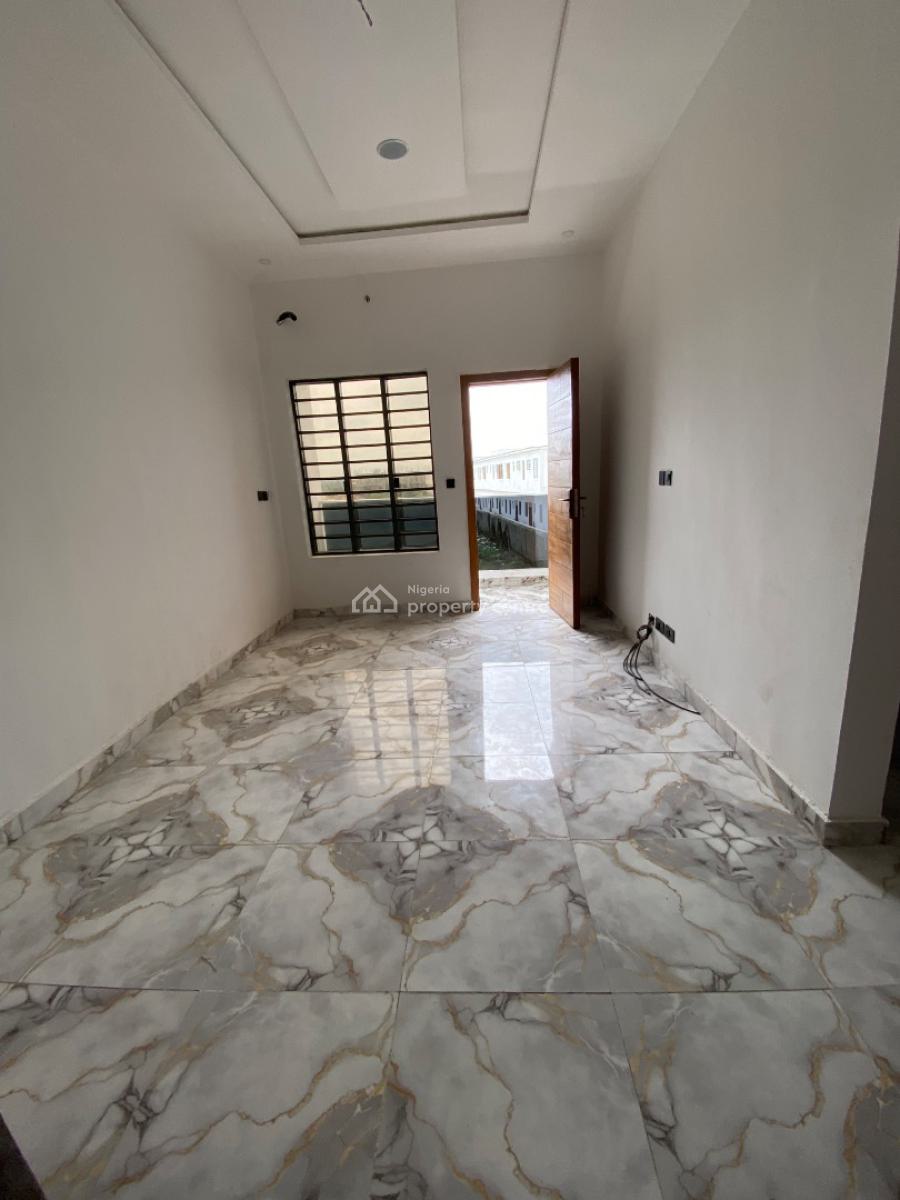 3 Bedroom Duplex, Atlantic Nominee Layout Estate, Ajah, Lagos, Terraced Duplex for Sale