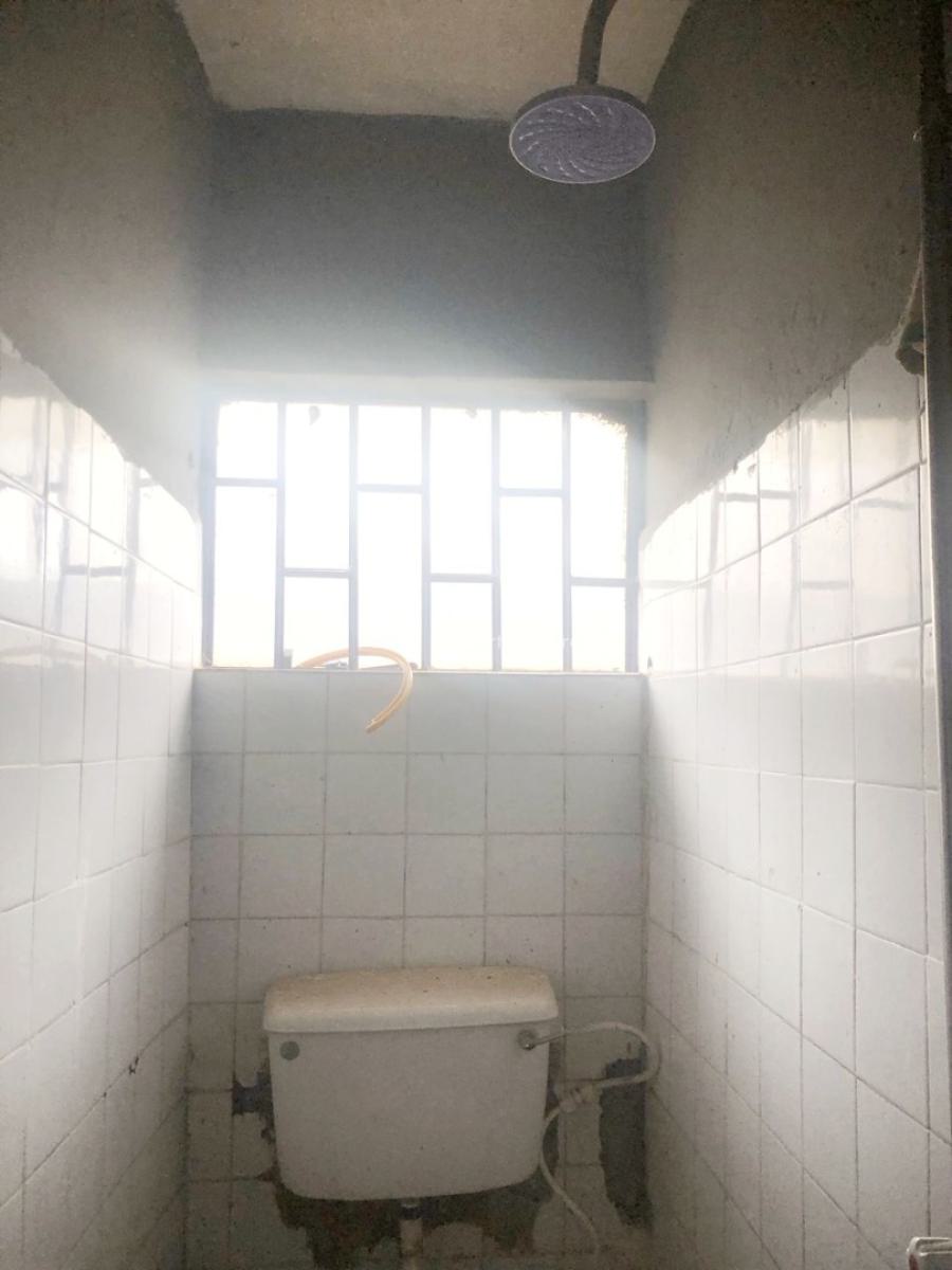 a Renovated 3 Bedroom Apartment, Olowora, Omole Phase 2, Ikeja, Lagos, Flat / Apartment for Rent